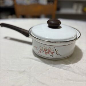 Vintage set of 4 White Floral Saucepans, Pans and Pots with Brown Handle